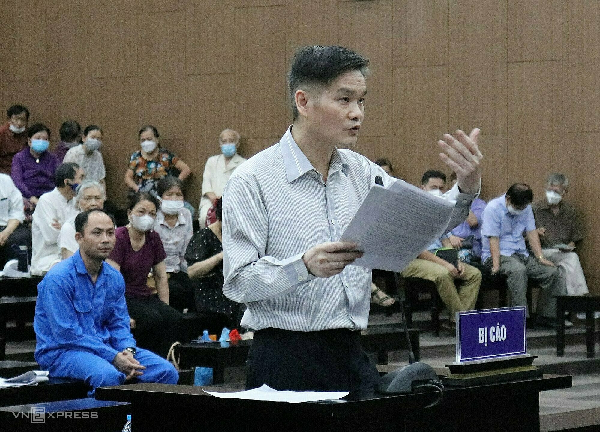 Ông Phạm Thanh Hải phân tích về những dự án tỷ USD, trong những ngày diễn ra phiên toà. Ảnh: Danh Lam