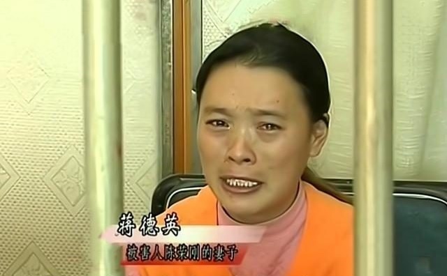 0-3232-1683630092 Tưởng Đức Anh khóc khi kể về chồng. Ảnh: Read01