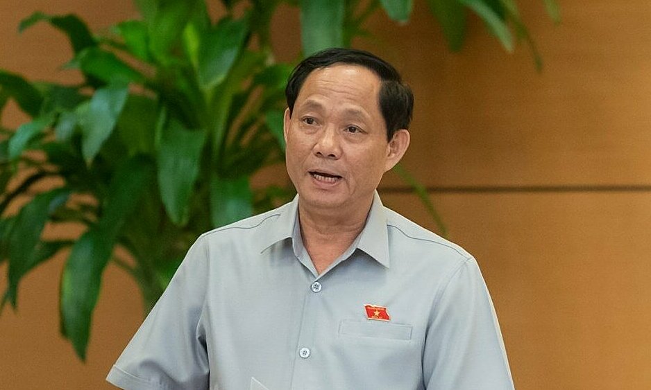 110520231043-z4335413817187-d1-4124-6420-1683857778 Phó chủ tịch Quốc hội Trần Quang Phương phát biểu sáng 11/5. Ảnh: Hoàng Phong