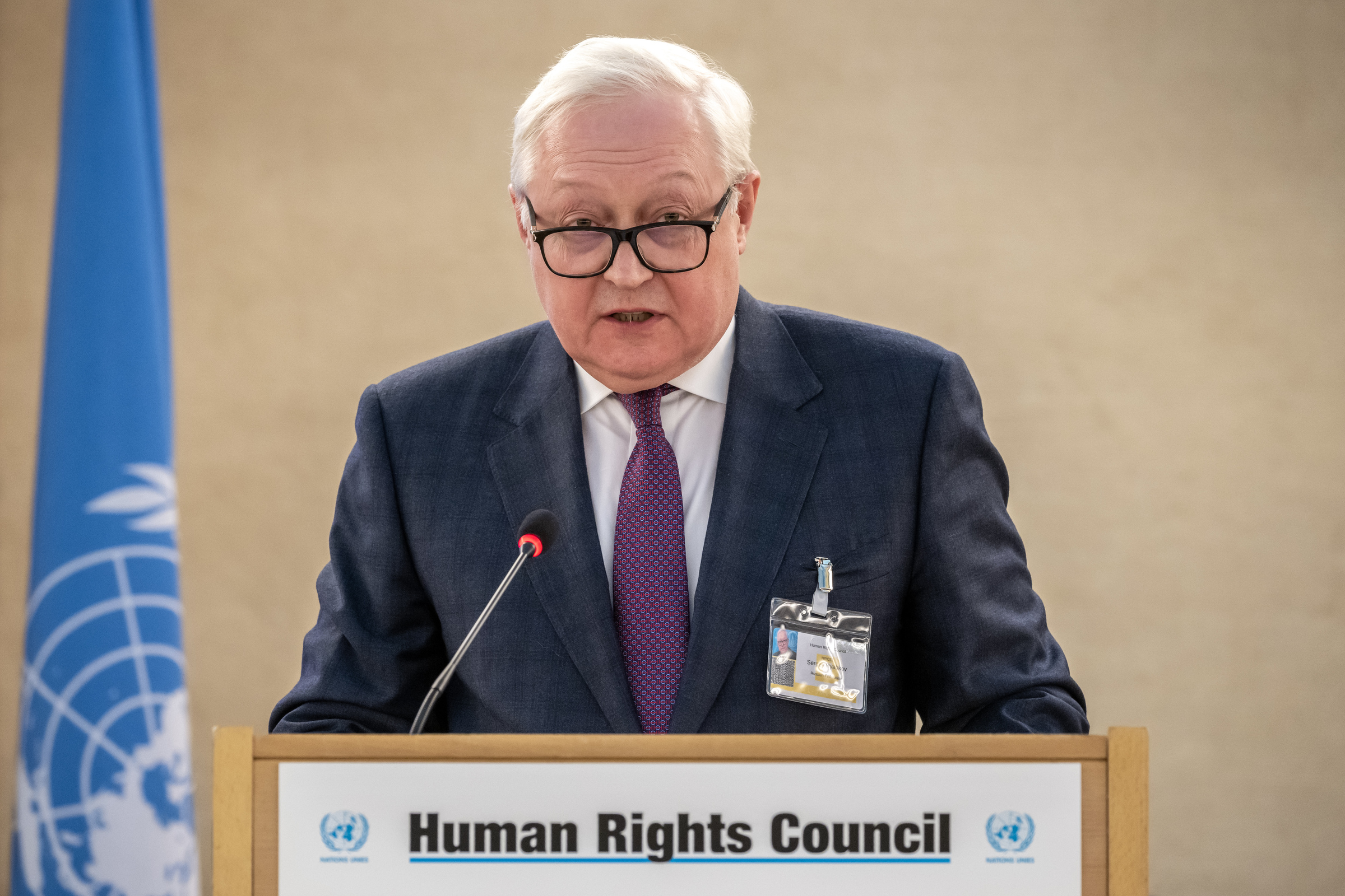 Thứ trưởng Ngoại giao Nga Sergei Ryabkov phát biểu tại Geneva, Thụy Sĩ, ngày 2/3. Ảnh: AFP