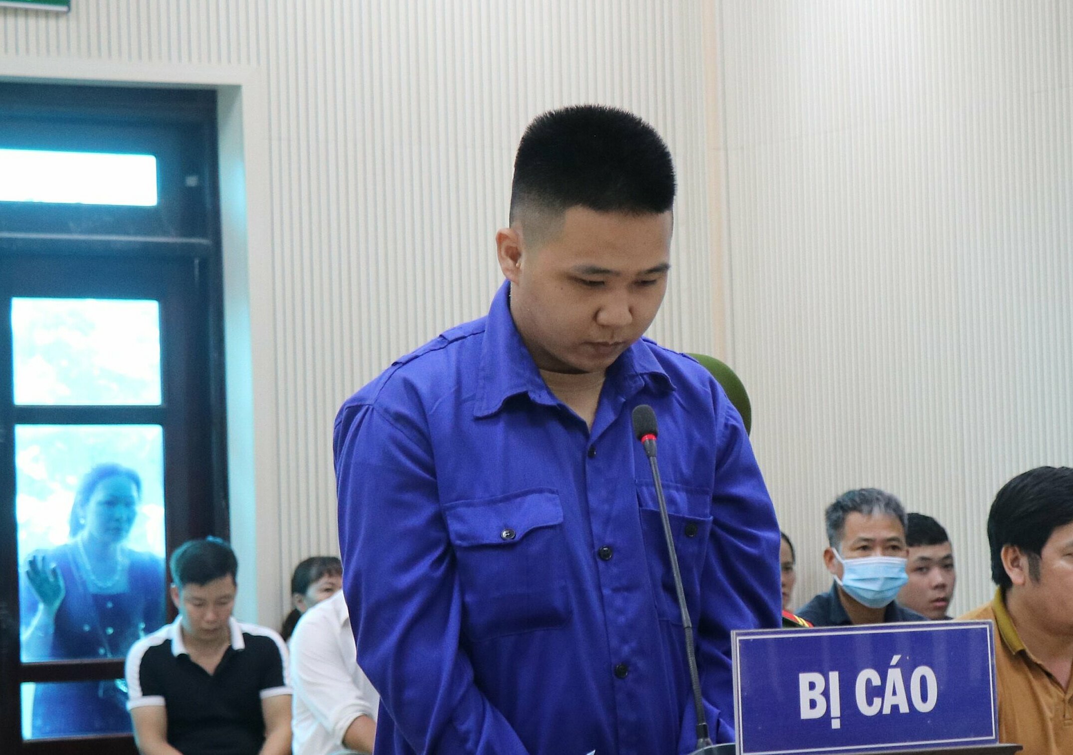 349339532-3389062304684036-887-4959-5710-1685097657 Phan Thanh Hoàng tại tòa. Ảnh: Xuân Hoa