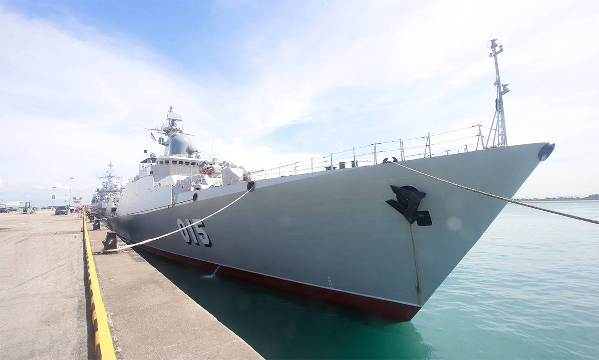 Hộ vệ hạm HQ-015 Trần Hưng Đạo của hải quân Việt Nam tại căn cứ hải quân Changi, Singapore ngày 1/5. Ảnh: Báo Hải quân
