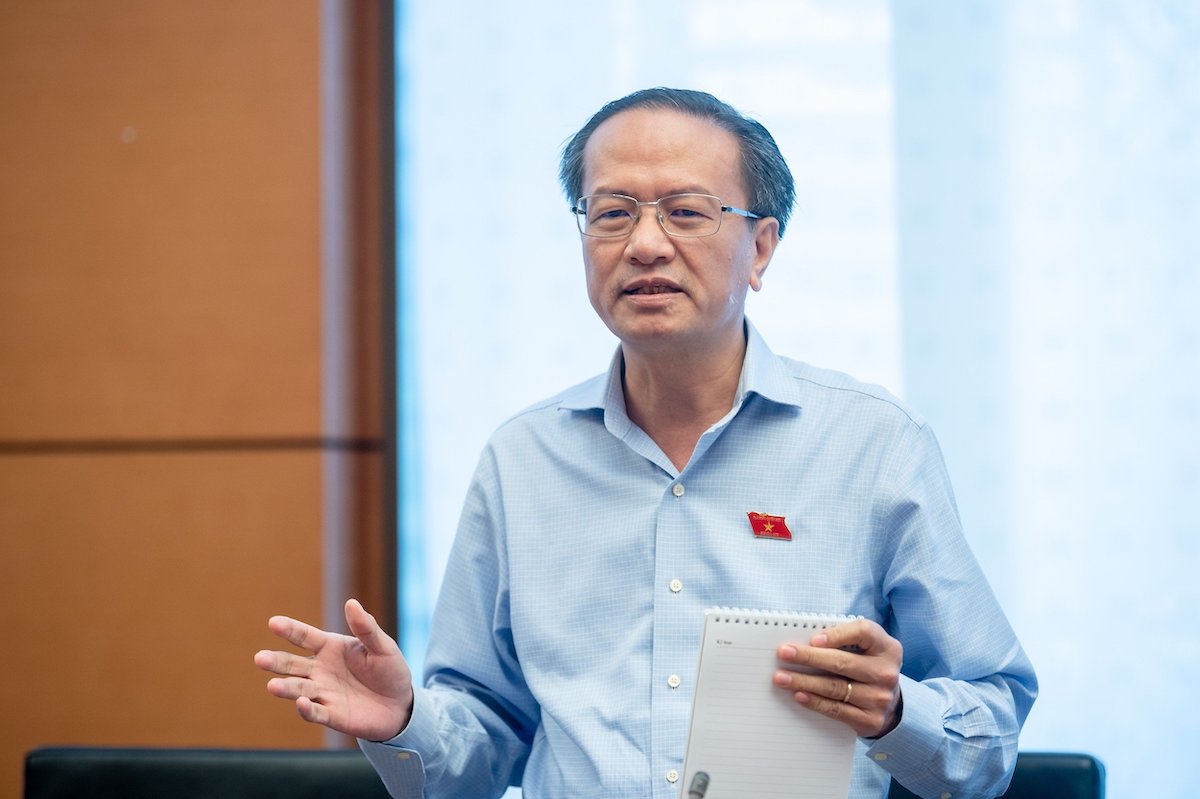 dinh-ngoc-minh-jpeg-9044-1684989952 Ông Đinh Ngọc Minh, Ủy viên chuyên trách Ủy ban Kinh tế Quốc hội phát biểu tại tổ về kinh tế xã hội, sáng 25/5. Ảnh: Hoàng Phong