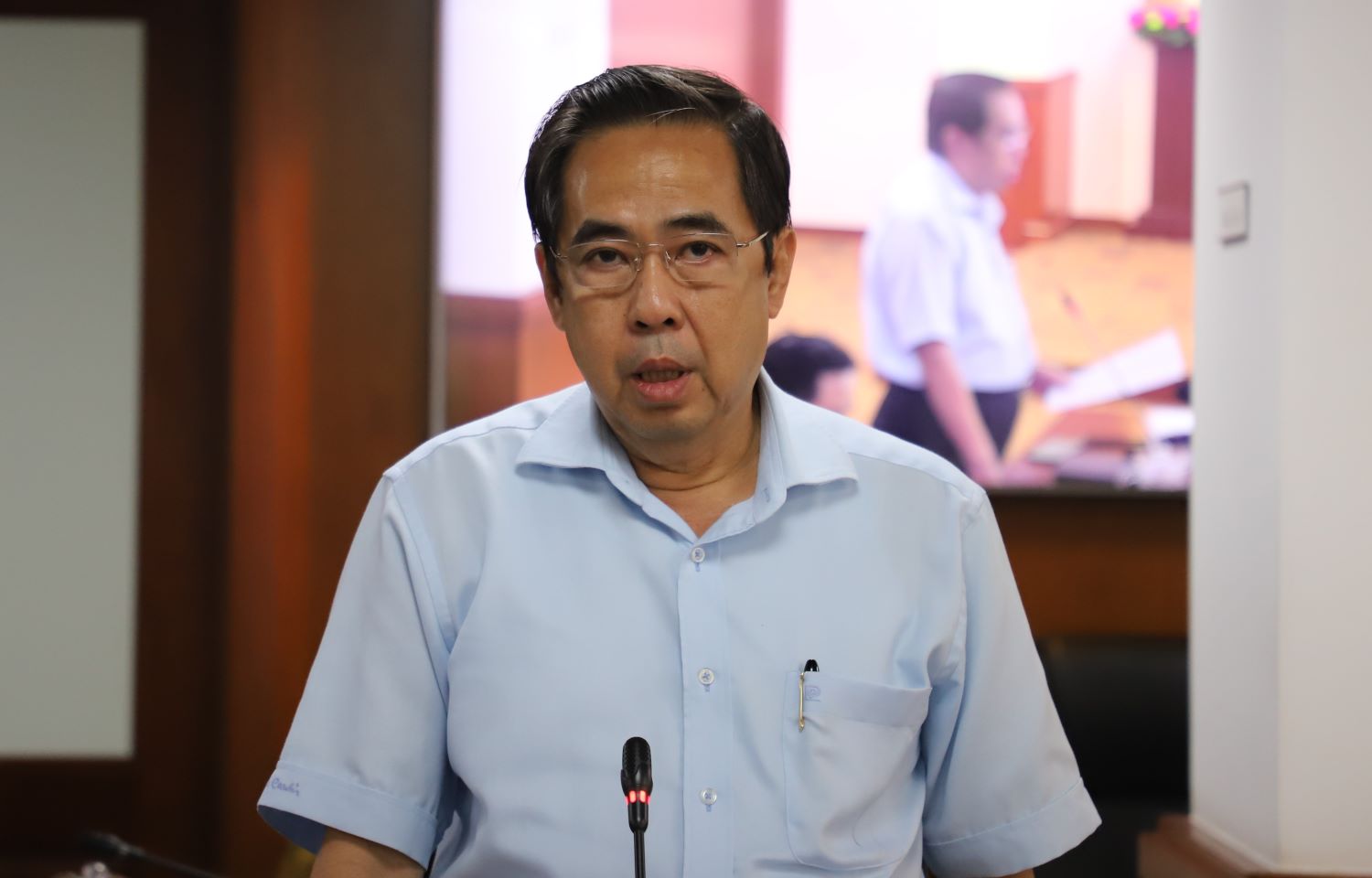 img-2970-9087-1684403395 Ông Nguyễn Văn Lâm trả lời tại buổi họp báo, chiều 18/5. Ảnh: Lê Tuyết