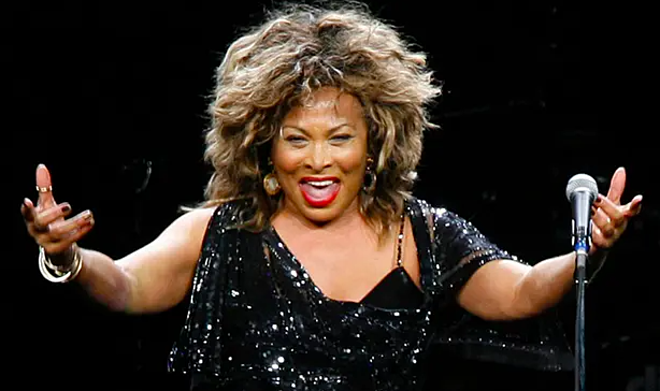 tina-turner-1684976167-2974-1684976192 Tina Turner trong một buổi biểu diễn năm 2019. Ảnh: AP