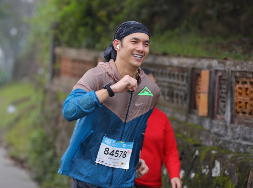 tq-5997-jpg-2865-1610678551-4249-1685610875 Nhan Phúc Vinh trong lần tham dự VnExpress Marathon Huế 2022. Ảnh: VM