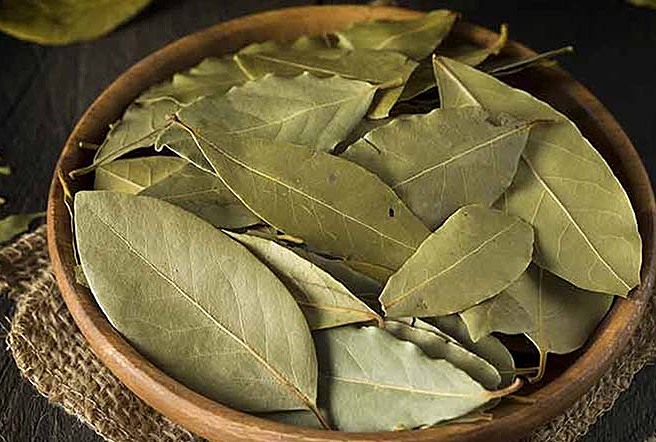 la-jpeg-1689644013-8473-1689644216 Lá nguyệt quế khô đang được bán tại Mỹ với giá lên tới 2 triệu đồng một kg. Ảnh: NVCC