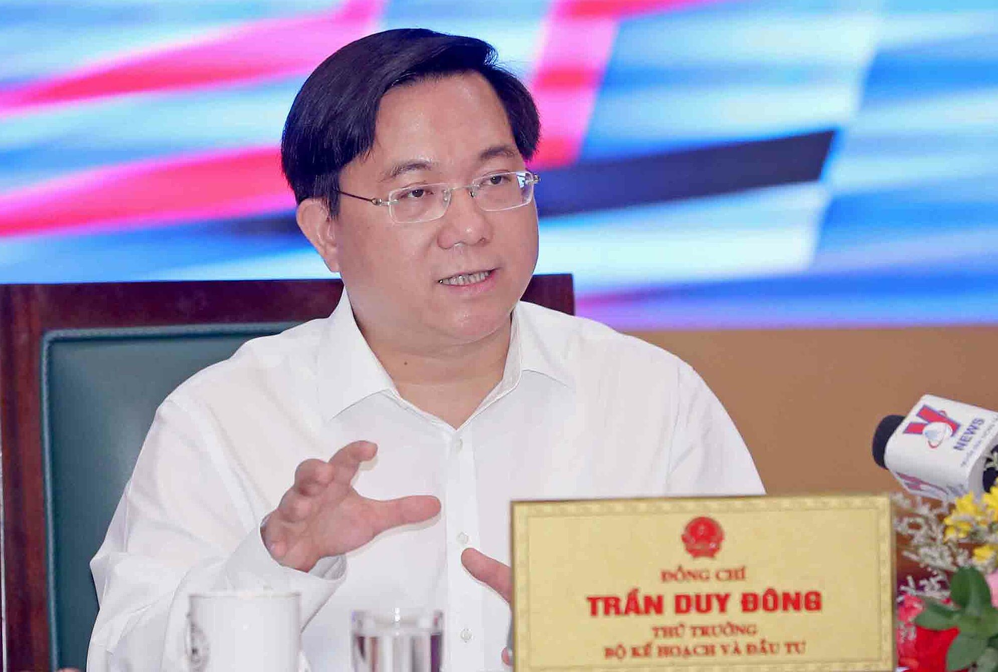 17-jpg-4916-1692078732-1692094-5688-9348-1692095614 Thứ trưởng Trần Duy Đông phát biểu tại buổi họp báo sáng 15/8. Ảnh: NIC