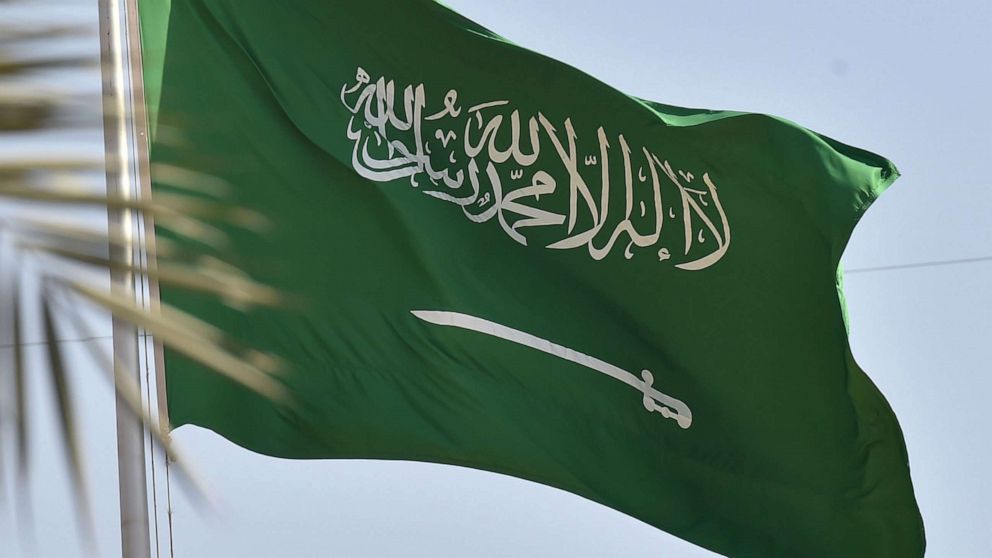 arab-saudi-7651-1692240545 Cờ Arab Saudi tại thủ đô Riyadh tháng 9/2020. Ảnh: AFP
