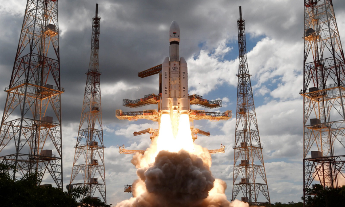 mat-trang-1487-1692777326 Nhiệm vụ Chandrayaan-3 của Ấn Độ phóng hôm 14/7 và đặt mục tiêu đáp xuống gần cực nam Mặt Trăng ngày 23/8. Ảnh: ISRO/EPA