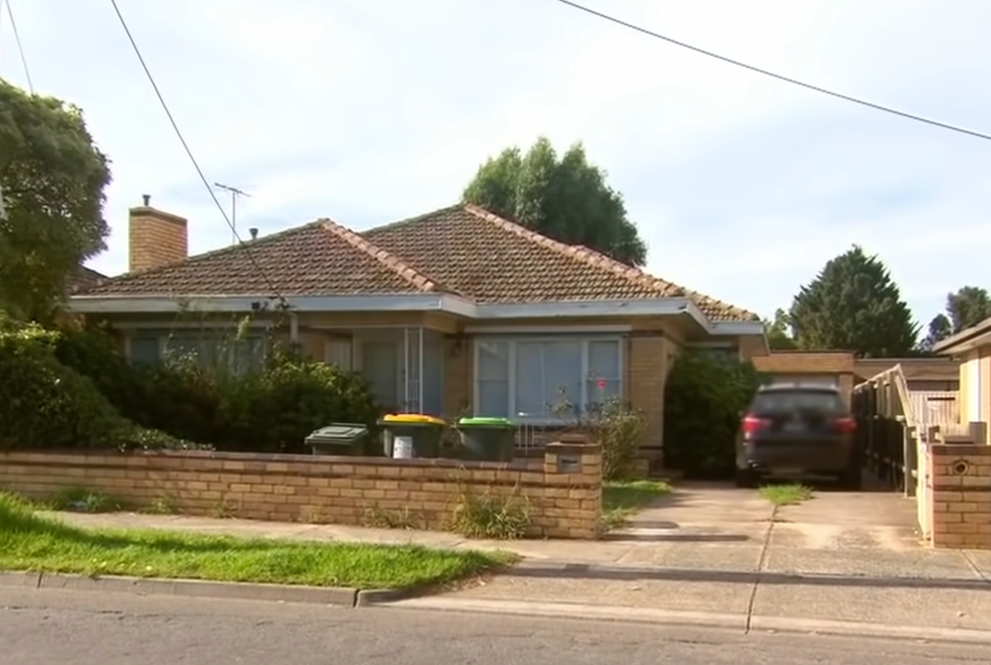 Được tặng luôn ngôi nhà sau 20 năm ở thuê - 1