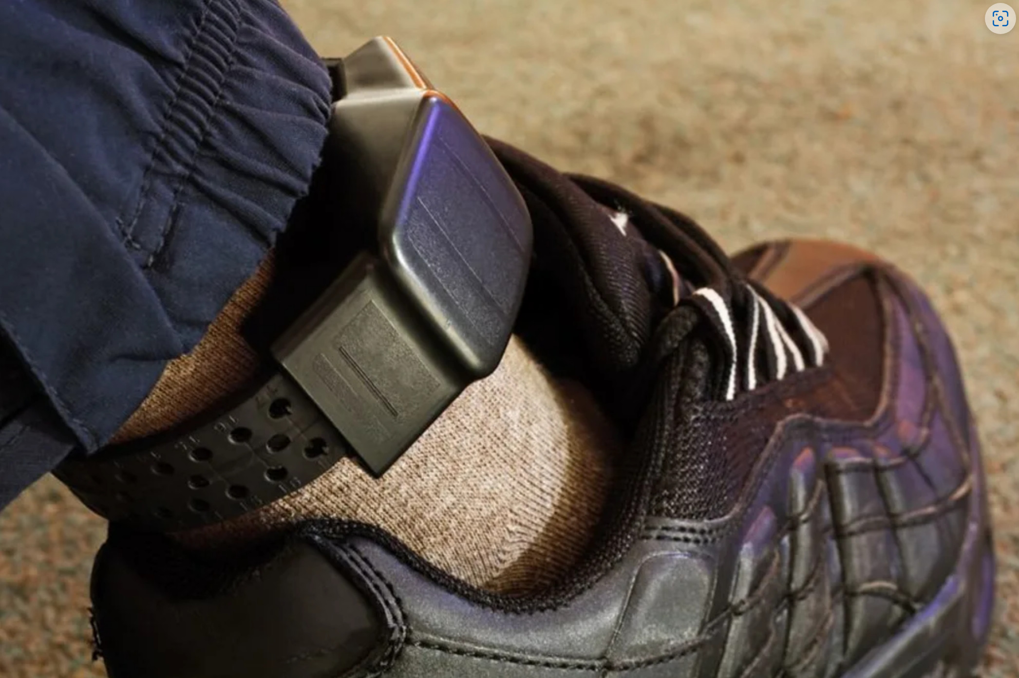 0dcdeb03-d3d5-4708-b803-c8c452-4759-1528-1721316545 Một thiết bị giám sát điện tử sử dụng trong hệ thống tư pháp tại Mỹ. Ảnh: 123RF