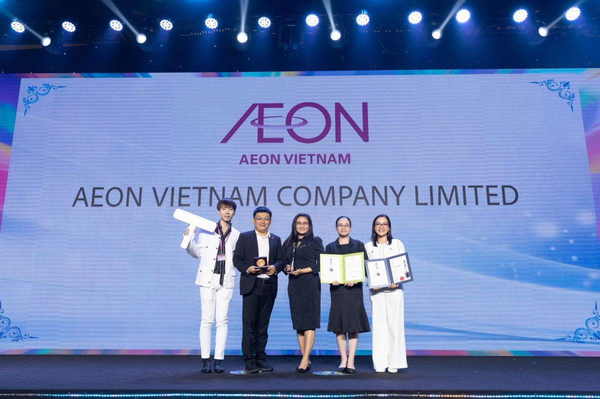 AEON Việt Nam nhận hai giải thưởng liên tiếp tại HR Asia Awards 2024. Ảnh: AEON Việt Nam