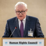 Thứ trưởng Ngoại giao Nga Sergei Ryabkov phát biểu tại Geneva, Thụy Sĩ, ngày 2/3. Ảnh: AFP