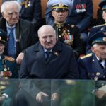 Tổng thống Belarus Alexander Lukashenko dự lễ duyệt binh kỷ niệm Ngày Chiến thắng tại Quảng trường Đỏ, Moskva ngày 9/5. Ảnh: AFP