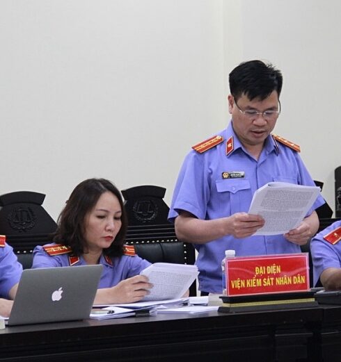 Các kiểm sát viên VKSND Hà Nội tại toà. Ảnh: Danh Lam