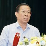 Chủ tịch UBND TP HCM Phan Văn Mãi chia sẻ tại hội nghị. Ảnh: SBV