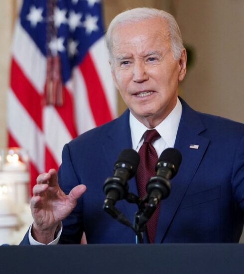 Tổng thống Mỹ Joe Biden phát biểu tại Nhà Trắng hôm 24/5. Ảnh: Reuters