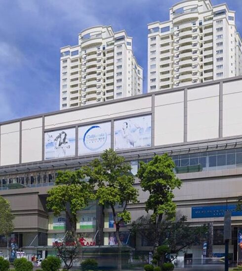 Parkson Hùng Vương Plaza khi Parkson Vietnam tiếp quản. Ảnh: Ngọc Anh