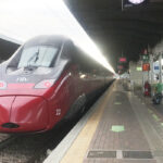 Tàu khách tốc độ khoảng 200km/h tại châu Âu. Ảnh: Anh Duy