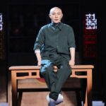 Trương Vệ Kiện ghi hình show truyền hình năm ngoái. Ảnh: Weibo/Zhang Weijian