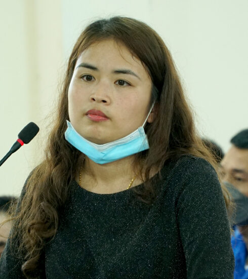 Wu Ting Ting tại tòa. Ảnh: Trường Hà