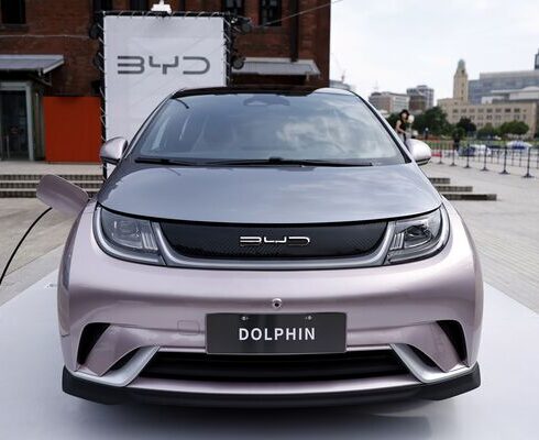 Xe điện Dolphin của BYD. Ảnh: Bloomberg