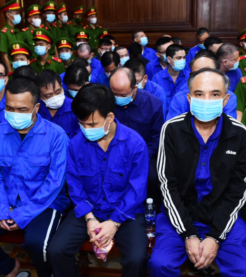 Các bị cáo bị đưa ra xét xử trong vụ án. Ảnh: Thanh Tùng
