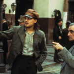 Diễn viên Leonardo DiCaprio (trái) và đạo diễn Martin Scorsese trên phim trường Gangs of New York. Ảnh: Touchstone Pictures