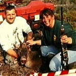 Hai vợ chồng Mark và Mary đều là thợ săn giàu kinh nghiệm. Ảnh: CBS