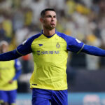 Ronaldo mừng bàn trong trận Al Nassr thắng Al Shabab 3-2 hôm 23/5. Ảnh: Reuters