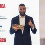 Benzema giành thêm một giải thưởng cá nhân trong sự nghiệp. Ảnh: Marca