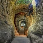 Đường hầm dẫn vào thành phố ngầm Derinkuyu. Ảnh: Travel Turkey
