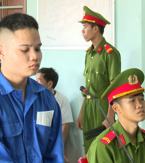 Hồ Lăng tại phiên tòa. Ảnh: Quang Hà