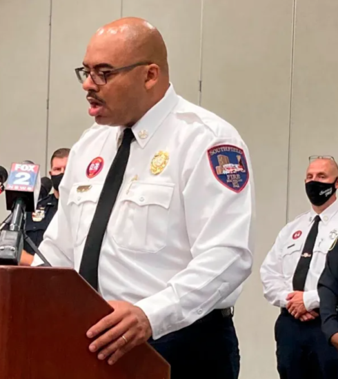 Cảnh sát trưởng thành phố Southfield họp báo về vụ án, hồi tháng 8/2020. Ảnh: NBC