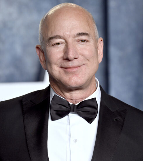 Nhà sáng lập Amazon Jeff Bezos trong một sự kiện ở California (Mỹ) tháng 3/2023. Ảnh: Reuters