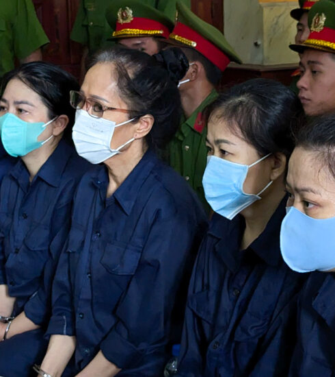 Các bị cáo tại tòa. Ảnh: Hải Duyên