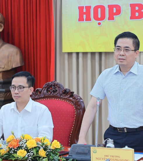 Tái cấu trúc chương trình khoa học công nghệ quốc gia gắn với sửa đổi cơ chế chính sách