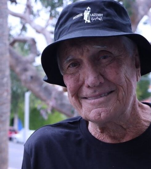 Diễn viên George Lazenby hiện tại. Ảnh: X