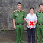 Thào Thị Chía bị bắt giữ. Ảnh: Công an Lai Châu