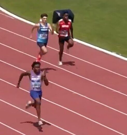 Odey-Jordan dẫn đầu, bỏ xa các đối thủ một đoạn, nhưng giảm tốc rồi về thứ tư. Ảnh chụp màn hình