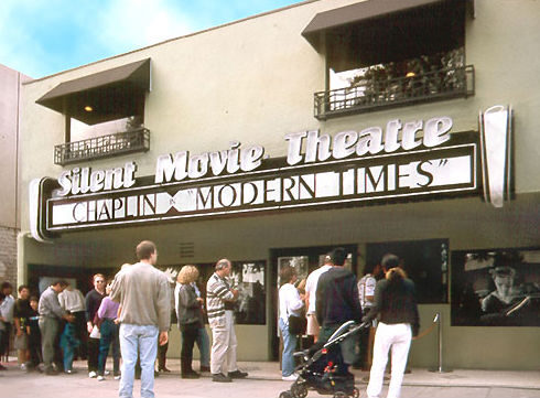 Rạp Silent Movie Theatre trong ảnh chụp năm 2000. Ảnh: Seeing-stars