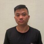 Tài xế Hoàng Trung Hiếu trình diện Công an huyện An Lão. Ảnh: Công an cung cấp