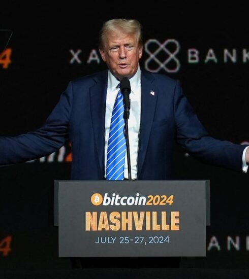 Cựu Tổn thống Mỹ Donald Trump trong sự kiện Bitcoin 2024 hôm 27/7. Ảnh: Reuters