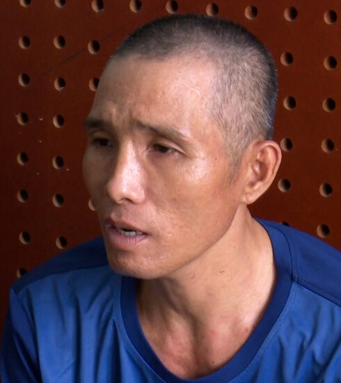 Nguyễn Văn Tú tại cơ quan công an. Ảnh: An Phú