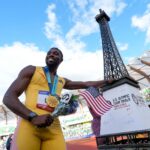 Lyles mừng chiến thắng ở cuộc đua tuyển chọn VĐV Mỹ dự Olympic 2024 ngày 29/6. Ảnh: AP