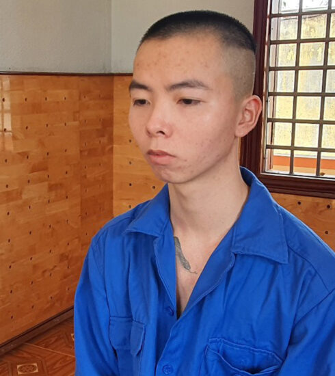 Nguyễn Văn Thế tại cơ quan điều tra. Ảnh: Ngọc Oanh