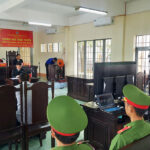 Phiên tòa xét xử Lê Huệ Thành về hành vi Chống người thi hành công vụ. Ảnh: Trung Hưng