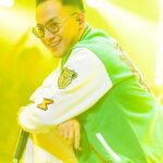 Tiến Đạt được khen trẻ trung ở tuổi 43. Ảnh: Ban tổ chức cung cấp