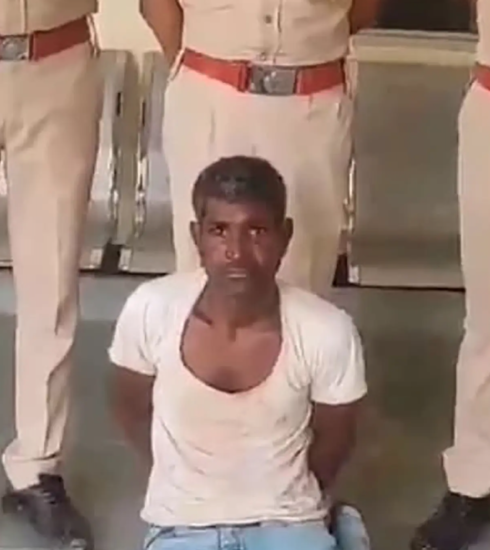 Baburam Bhil khi bị bắt. Ảnh: News 18 India